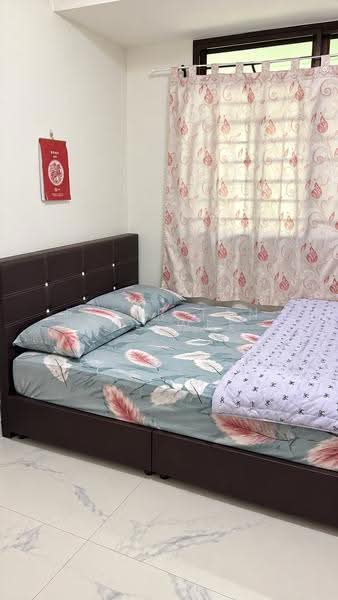374 Bukit Batok Street 31, 374 Bukit Batok Street 31, Dairy Farm / Bukit Panjang / Choa Chu Kang, Room Rental, 150 sqft, HDB Flat For Rent, by Peter Tan Sze Wee, 500291252 - Bedroom - PropertyGuru.com.sg