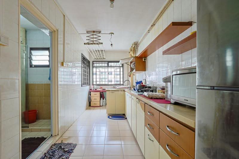 410 Sembawang Drive, 410 Sembawang Drive, Sembawang / Yishun, 3 Bedrooms, 968 sqft, HDB Flat For Sale, by Jaslin Lee, 500291260 - Kitchen - PropertyGuru.com.sg