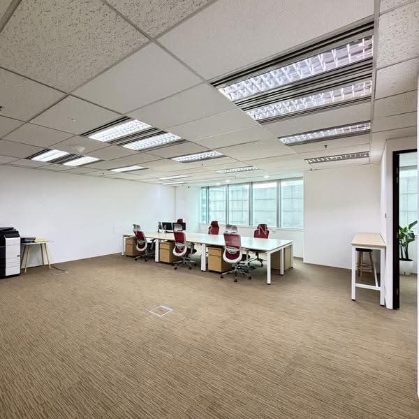 Royal Group Building, 3 Phillip Street, Boat Quay / Raffles Place / Marina, 1,292 sqft, Office For Rent, by Lim Rong Jie, 500291265 - Interior - CommercialGuru.com.sg