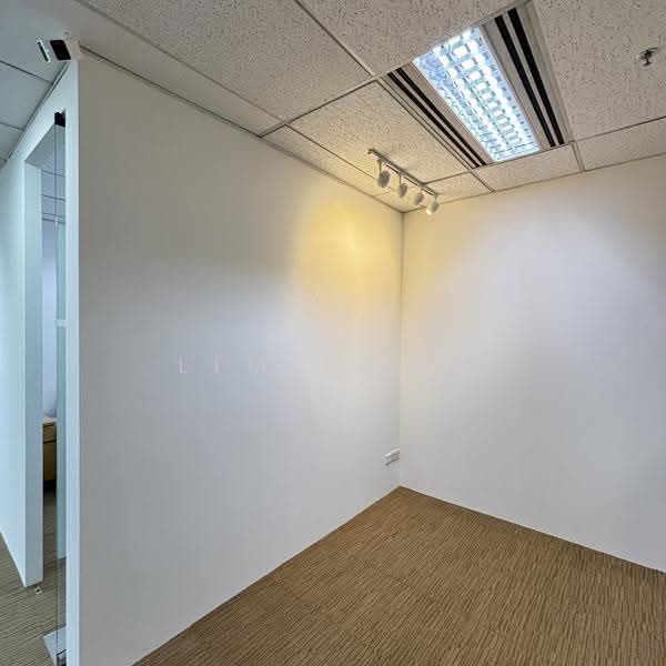 Royal Group Building, 3 Phillip Street, Boat Quay / Raffles Place / Marina, 1,292 sqft, Office For Rent, by Lim Rong Jie, 500291265 - Interior - CommercialGuru.com.sg