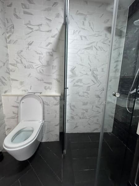 Mayfair Gardens, 10 Rifle Range Road, Clementi Park / Upper Bukit Timah, 2 Bedrooms, 753 sqft, Condominium For Sale, by Andrew Yek, 500291272 - PropertyGuru.com.sg