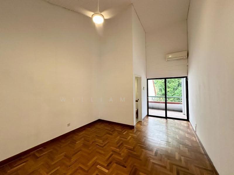 Villa Delle Rose, Taman Nakhoda, Tanglin / Holland / Bukit Timah, 3 Bedrooms, 2,800 sqft, Condominium For Rent, by William Teo, 500291280 - Balcony - PropertyGuru.com.sg