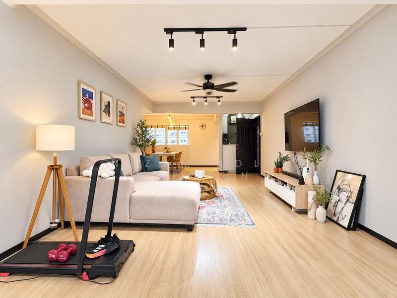 298 Tampines Street 22, 298 298, Pasir Ris / Tampines, 3 Bedrooms, 1,302 sqft, HDB Flat For Sale, by Nizam Adli Saparin, 500291282 - Living Room - PropertyGuru.com.sg
