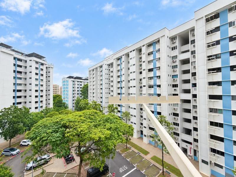 298 Tampines Street 22, 298 298, Pasir Ris / Tampines, 3 Bedrooms, 1,302 sqft, HDB Flat For Sale, by Nizam Adli Saparin, 500291282 - Exterior - PropertyGuru.com.sg