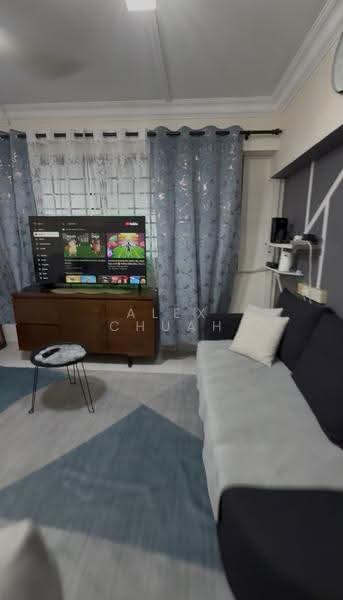 845 Woodlands Street 82, 845 Woodlands Street 82, Admiralty / Woodlands, 3 Bedrooms, 904 sqft, HDB Flat For Sale, by Alex Chuah, 500291288 - Living Room - PropertyGuru.com.sg