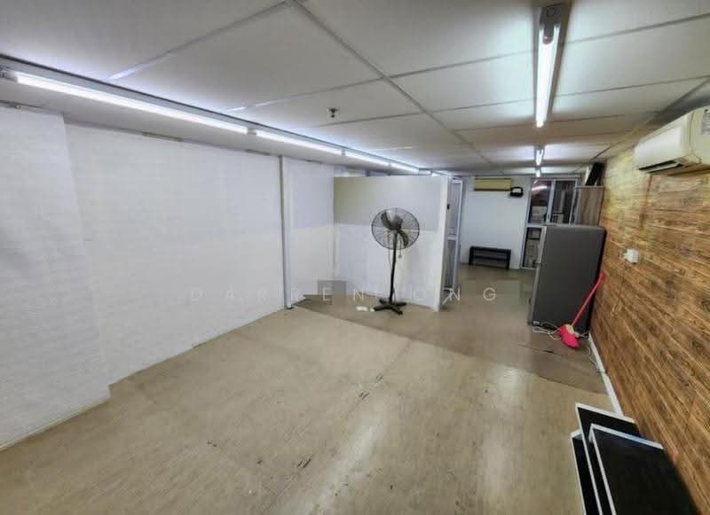 Ruby Warehouse Complex, 8 Kaki Bukit Rd 2, Eunos / Geylang / Paya Lebar, 2,496 sqft, Factory / Workshop (B2) For Sale, by Darren Ong, 500291327 - CommercialGuru.com.sg
