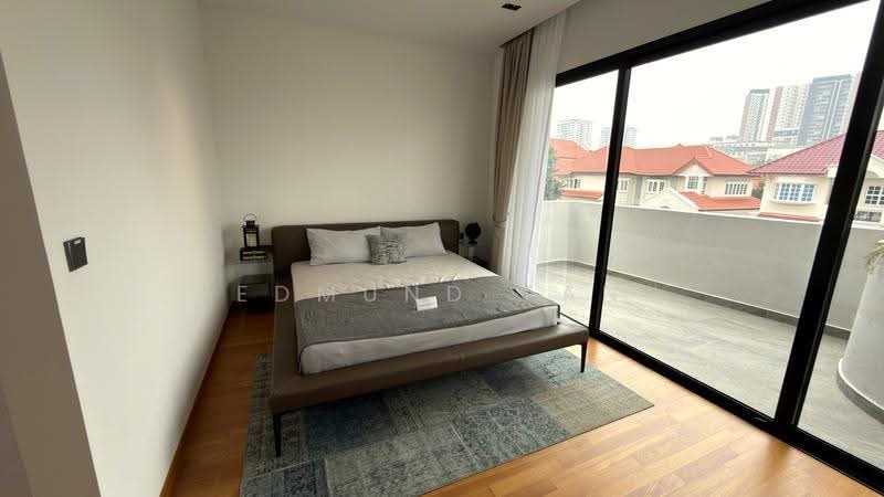 Frankel Estate, Siglap View, East Coast / Marine Parade, 5 Bedrooms, 9,280 sqft, Detached House For Sale, by Edmund Tan, 500291343 - Bedroom - PropertyGuru.com.sg