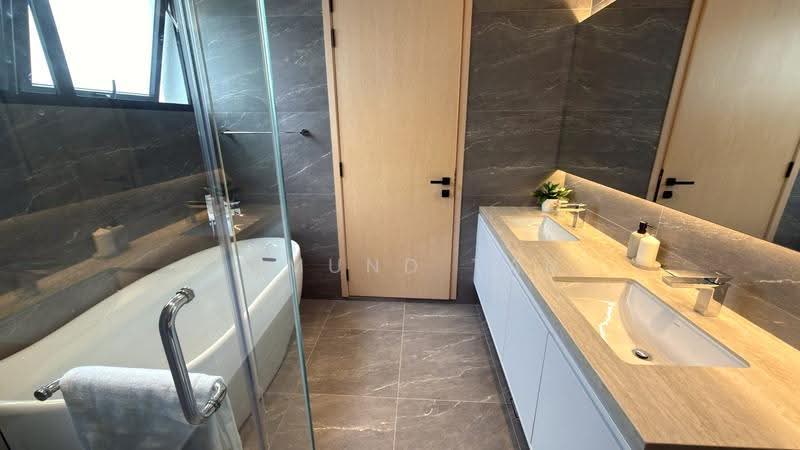 Frankel Estate, Siglap View, East Coast / Marine Parade, 5 Bedrooms, 9,280 sqft, Detached House For Sale, by Edmund Tan, 500291343 - Bathroom - PropertyGuru.com.sg