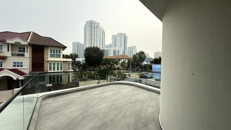 Frankel Estate, Siglap View, East Coast / Marine Parade, 5 Bedrooms, 9,280 sqft, Detached House For Sale, by Edmund Tan, 500291343 - Balcony - PropertyGuru.com.sg
