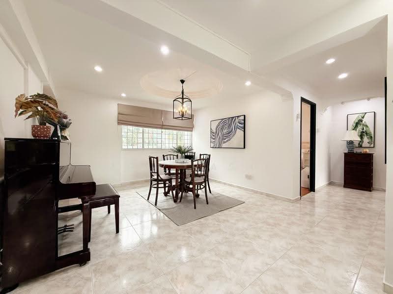 101 Bedok Reservoir Road, 101 Bedok Reservoir Road, Bedok / Upper East Coast, 3 Bedrooms, 1,302 sqft, HDB Flat For Sale, by Fariz Rashid, 500291345 - Dining Room - PropertyGuru.com.sg