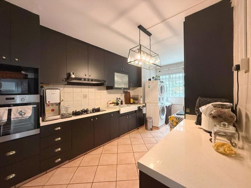 101 Bedok Reservoir Road, 101 Bedok Reservoir Road, Bedok / Upper East Coast, 3 Bedrooms, 1,302 sqft, HDB Flat For Sale, by Fariz Rashid, 500291345 - Kitchen - PropertyGuru.com.sg