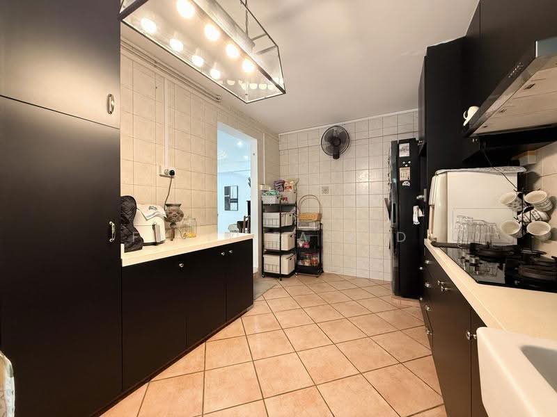 101 Bedok Reservoir Road, 101 Bedok Reservoir Road, Bedok / Upper East Coast, 3 Bedrooms, 1,302 sqft, HDB Flat For Sale, by Fariz Rashid, 500291345 - Kitchen - PropertyGuru.com.sg