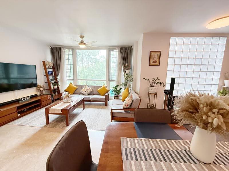 Changi Rise Condo, 6 Simei Rise, Pasir Ris / Tampines, 3 Bedrooms, 1,259 sqft, Condominium For Sale, by Richelle Chua, 500291346 - Living Room - PropertyGuru.com.sg