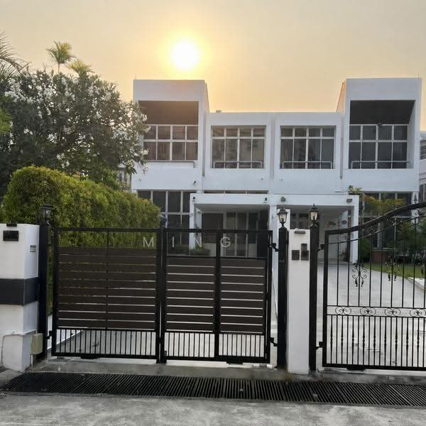 Semi-D in Siglap Center Area!, Jalan Tua Kong, East Coast / Marine Parade, 5 Bedrooms, 2,928 sqft, Semi-Detached House For Sale, by Ming !, 500291349 - Exterior - PropertyGuru.com.sg