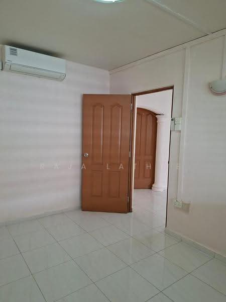 490 Jurong West Avenue 1, 490 Jurong West Avenue 1, Boon Lay / Jurong / Tuas, 2 Bedrooms, 785 sqft, HDB Flat For Sale, by Raja Lathme, 500291355 - Interior - PropertyGuru.com.sg