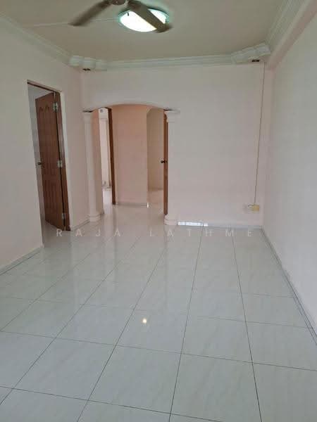 490 Jurong West Avenue 1, 490 Jurong West Avenue 1, Boon Lay / Jurong / Tuas, 2 Bedrooms, 785 sqft, HDB Flat For Sale, by Raja Lathme, 500291355 - Interior - PropertyGuru.com.sg