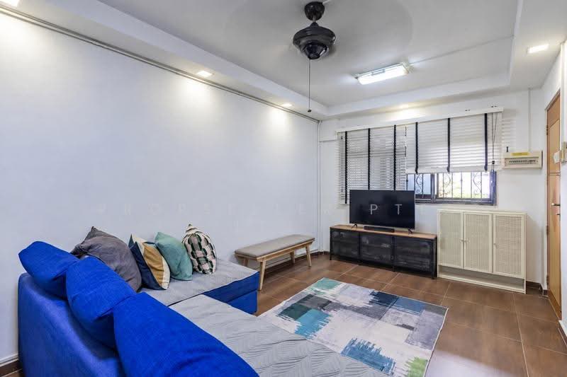 915 Jurong West Street 91, 915 Jurong West Street 91, Boon Lay / Jurong / Tuas, 2 Bedrooms, 786 sqft, HDB Flat For Sale, by ADNIX LIU, 500291372 - Living Room - PropertyGuru.com.sg