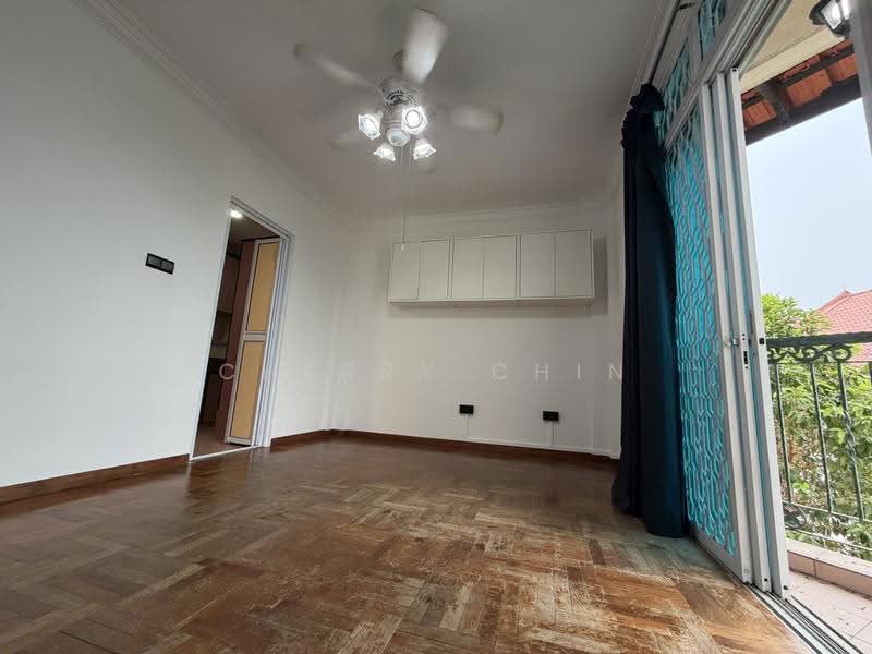 Detached near Sembawang Shopping Centre, Sembawang / Yishun, 6 Bedrooms, 5,500 sqft, Detached House For Rent, by Cherry Chin, 500291381 - Living Room - PropertyGuru.com.sg