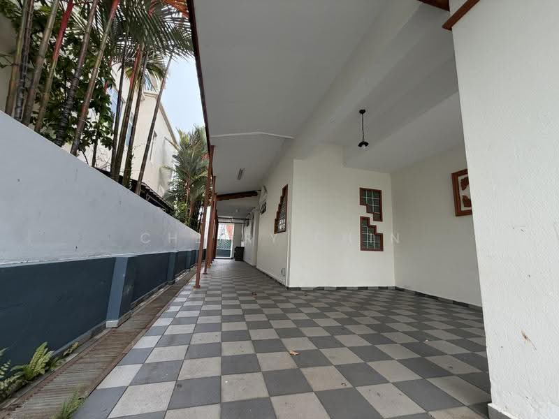 Detached near Sembawang Shopping Centre, Sembawang / Yishun, 6 Bedrooms, 5,500 sqft, Detached House For Rent, by Cherry Chin, 500291381 - Corridor - PropertyGuru.com.sg