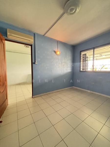 214 Petir Road, 214 Petir Road, Dairy Farm / Bukit Panjang / Choa Chu Kang, 2 Bedrooms, 786 sqft, HDB Flat For Sale, by Irene Tan, 500291383 - Common Room - PropertyGuru.com.sg