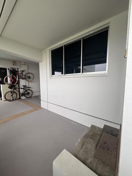 214 Petir Road, 214 Petir Road, Dairy Farm / Bukit Panjang / Choa Chu Kang, 2 Bedrooms, 786 sqft, HDB Flat For Sale, by Irene Tan, 500291383 - Corridor - PropertyGuru.com.sg