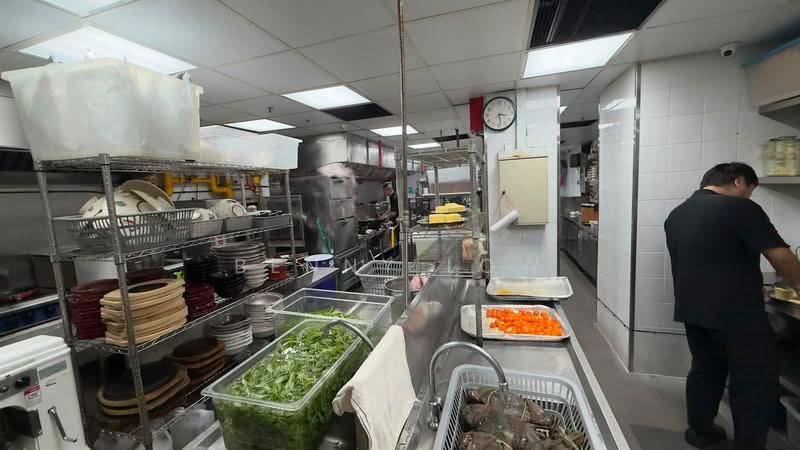Quayside Isle @ Sentosa Cove, 31 Ocean Way, Harbourfront / Telok Blangah, 2,847 sqft, Food & Beverage For Rent, by Benny Low, 500291406 - Kitchen - CommercialGuru.com.sg