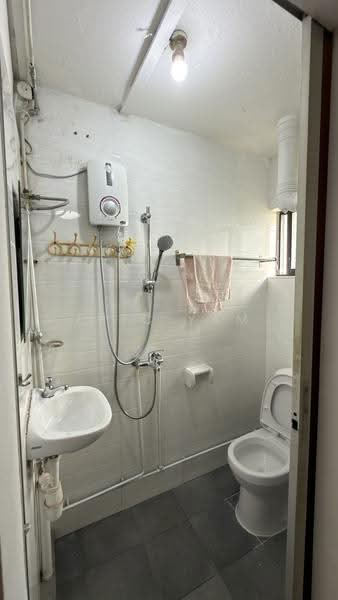 101 Spottiswoode Park Road, 101 Spottiswoode Park Road, Chinatown / Tanjong Pagar, 3 Bedrooms, 850 sqft, Apartment For Sale, by Eric Yam, 500291410 - PropertyGuru.com.sg