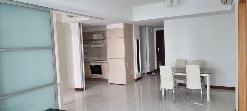 The Sail @ Marina Bay, 2 Marina Boulevard, Boat Quay / Raffles Place / Marina, 2 Bedrooms, 936 sqft, Condominium For Rent, by RONALD, 500291411 - Kitchen - PropertyGuru.com.sg