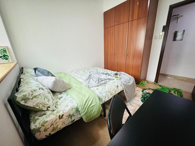 Sunshine Plaza, 10 Prinsep Link, Beach Road / Bugis / Rochor, 3 Bedrooms, 1,313 sqft, Apartment For Sale, by ARNIE LEE, 500291412 - Bedroom - PropertyGuru.com.sg