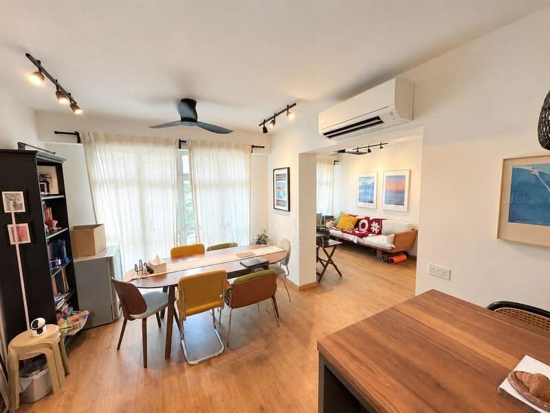 8C Upper Boon Keng Road, 8C Upper Boon Keng Road, Eunos / Geylang / Paya Lebar, 3 Bedrooms, 947 sqft, HDB Flat For Sale, by Liam Yuhan (粘钰含), 500291415 - Living Room - PropertyGuru.com.sg