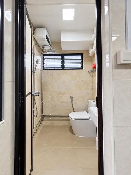 704 Yishun Avenue 5, 704 Yishun Avenue 5, Sembawang / Yishun, Room Rental, 120 sqft, HDB Flat For Rent, by Roy Ezra Koh, 500291416 - Bathroom - PropertyGuru.com.sg