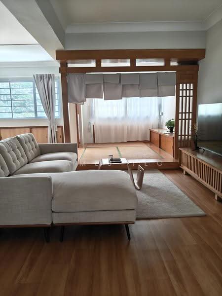 670 Jalan Damai, 670 Jalan Damai, Eunos / Geylang / Paya Lebar, 3 Bedrooms, 1,345 sqft, HDB Flat For Sale, by James Yeo, 500291423 - Living Room - PropertyGuru.com.sg