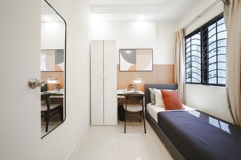 Heritage View, 6 Dover Rise, Buona Vista / West Coast / Clementi New Town, Room Rental, 124 sqft, Condominium For Rent, by Cove, 500291425 - Black Room - PropertyGuru.com.sg