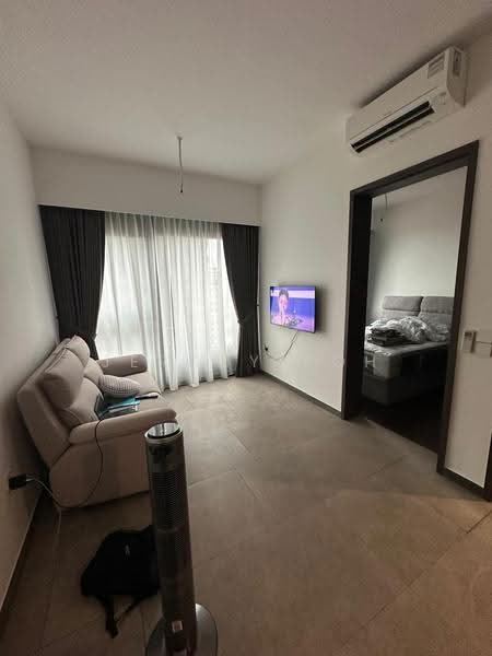 Midtown Modern, 16 Tan Quee Lan Street, Beach Road / Bugis / Rochor, 1 Bedroom, 409 sqft, Condominium For Sale, by Jeremy Koh, 500291427 - Living Room - PropertyGuru.com.sg