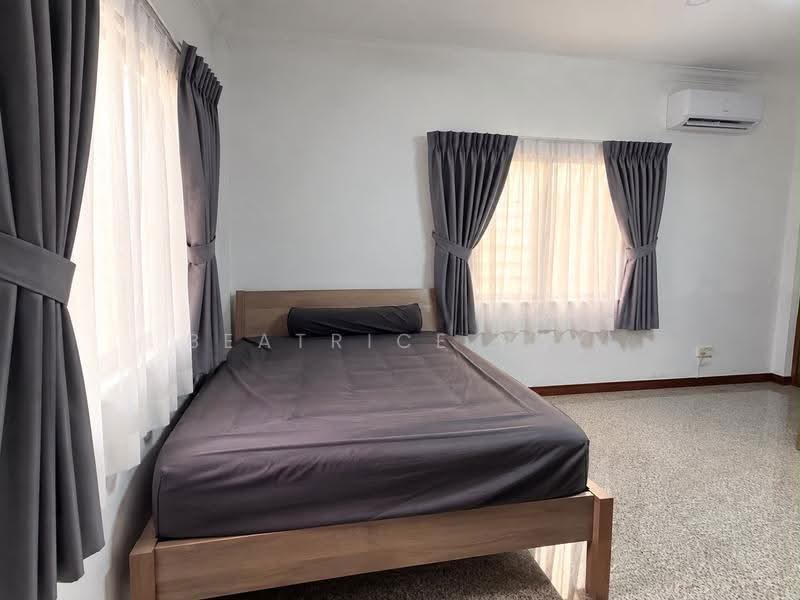 Oxley Garden, 5 Oxley Rise, Orchard / River Valley, Room Rental, 250 sqft, Apartment For Rent, by Beatrice Bay, 500291445 - Bedroom - PropertyGuru.com.sg