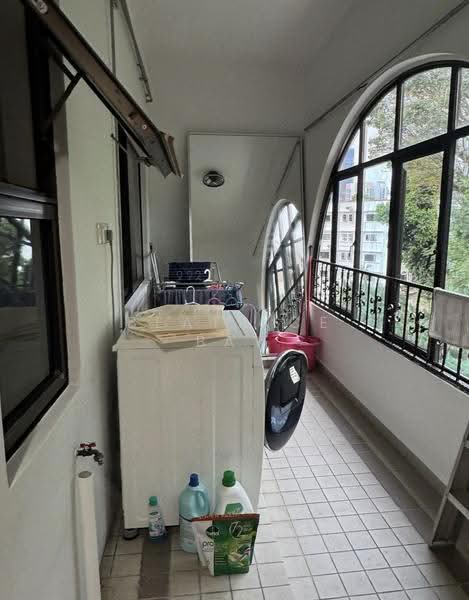 Oxley Garden, 5 Oxley Rise, Orchard / River Valley, Room Rental, 250 sqft, Apartment For Rent, by Beatrice Bay, 500291445 - Balcony - PropertyGuru.com.sg