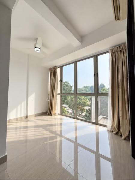 Suites@Braddell, 56 Braddell Road, Macpherson / Potong Pasir, 2 Bedrooms, 883 sqft, Apartment For Sale, by Jia Yi Lee, 500291452 - Living toom - PropertyGuru.com.sg