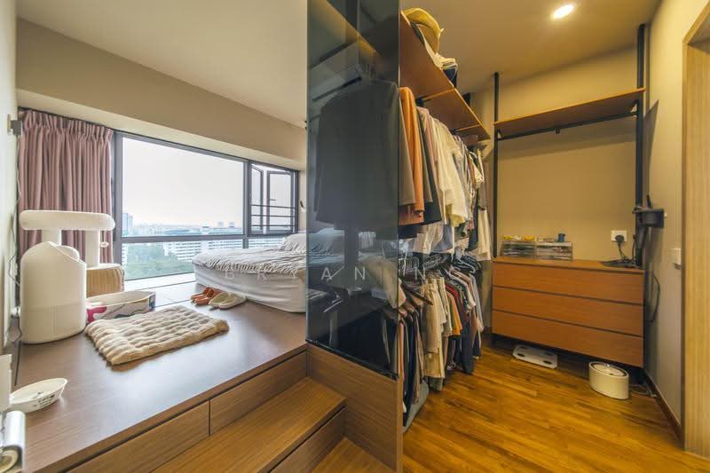 Waterfront Waves, 766 Bedok Reservoir Road, Bedok / Upper East Coast, 2 Bedrooms, 969 sqft, Condominium For Sale, by Bryan Ng, 500291453 - Bedroom - PropertyGuru.com.sg