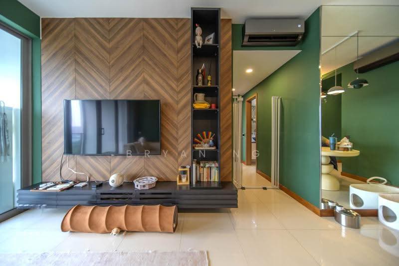 Waterfront Waves, 766 Bedok Reservoir Road, Bedok / Upper East Coast, 2 Bedrooms, 969 sqft, Condominium For Sale, by Bryan Ng, 500291453 - Living Room - PropertyGuru.com.sg