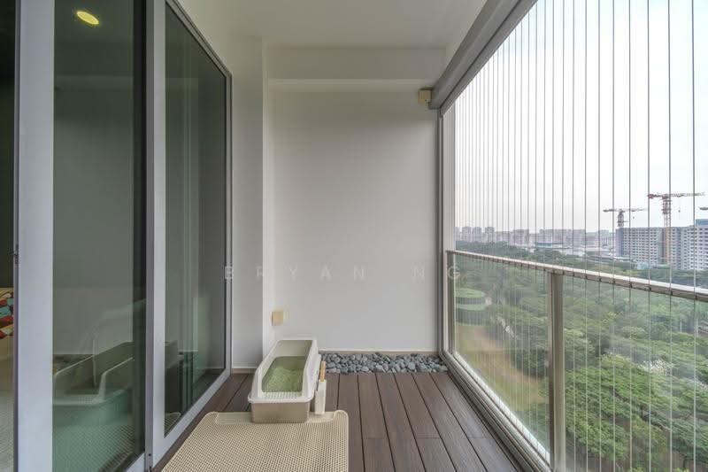Waterfront Waves, 766 Bedok Reservoir Road, Bedok / Upper East Coast, 2 Bedrooms, 969 sqft, Condominium For Sale, by Bryan Ng, 500291453 - Balcony - PropertyGuru.com.sg