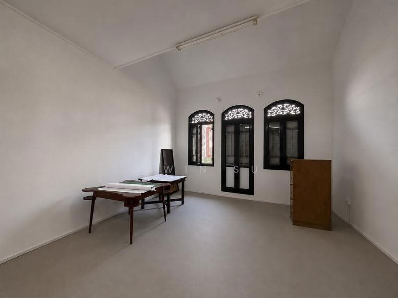 Newly Renovated Freehold Strata Shophouse with Mezzanine in Geylang D14, Eunos / Geylang / Paya Lebar, 1,679 sqft, Shop / Shophouse For Sale, by Edwin Su, 500291457 - Interior - CommercialGuru.com.sg
