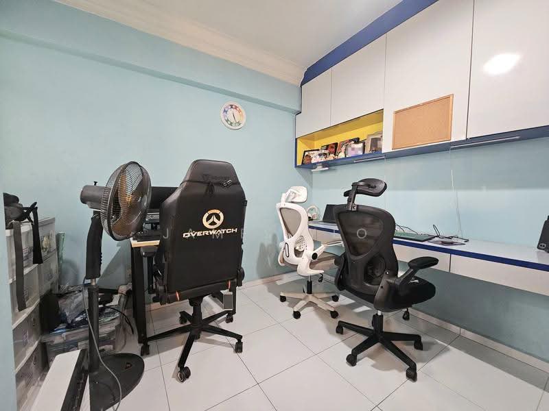 657A Jurong West Street 65, 657A Jurong West Street 65, Boon Lay / Jurong / Tuas, 3 Bedrooms, 980 sqft, HDB Flat For Sale, by James Yeo, 500291489 - Study - PropertyGuru.com.sg