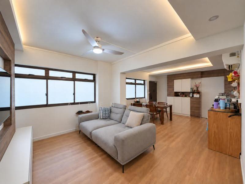 17A Telok Blangah Crescent, 17A Telok Blangah Crescent, Harbourfront / Telok Blangah, 3 Bedrooms, 1,066 sqft, HDB Flat For Sale, by Aiden Tang, 500291524 - Living Room - PropertyGuru.com.sg