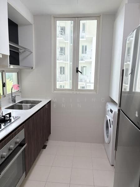 Vacanza @ East, 50 Lengkong Tujoh, Eunos / Geylang / Paya Lebar, 2 Bedrooms, 807 sqft, Condominium For Rent, by Li Meiling Queenin 李美玲, 500291535 - Kitchen - PropertyGuru.com.sg
