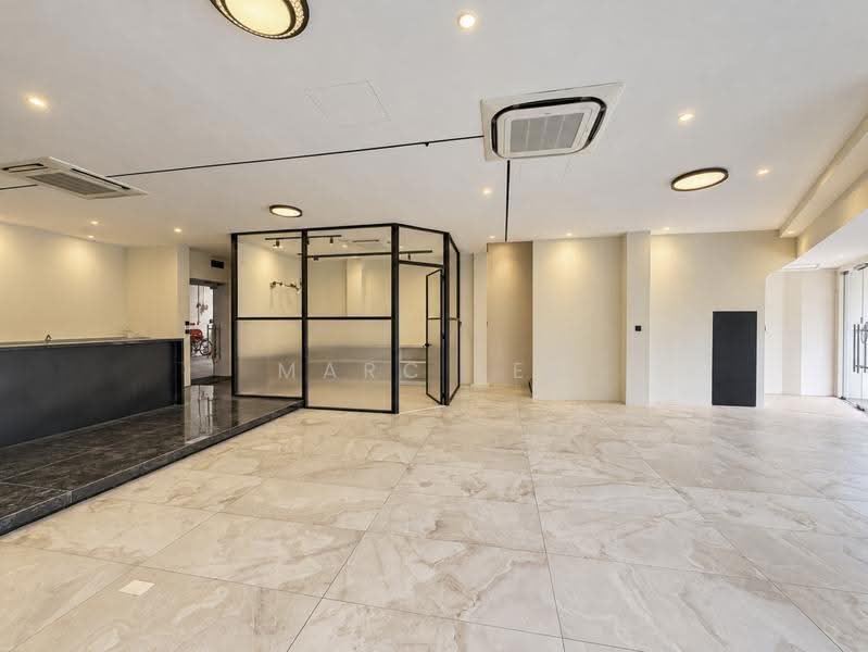 Oxley BizHub, 61 Ubi Road 1, Eunos / Geylang / Paya Lebar, 2,691 sqft, Light Industrial (B1) For Sale, by Marc Lee, 500291538 - Interior - CommercialGuru.com.sg