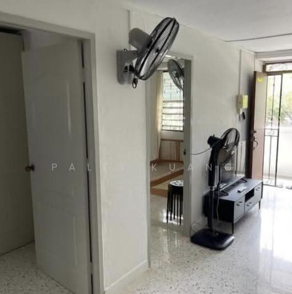 9 Haig Road, 9 Haig Road, East Coast / Marine Parade, 2 Bedrooms, 635 sqft, HDB Flat For Rent, by Paley Kuang, 500291550 - Living Room - PropertyGuru.com.sg