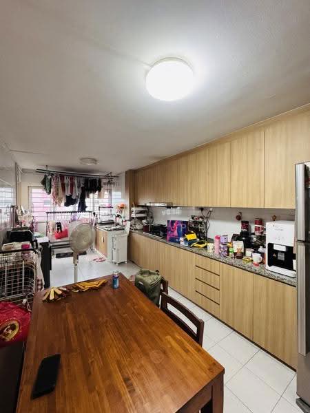 604 Ang Mo Kio Avenue 5, 604 Ang Mo Kio Avenue 5, Ang Mo Kio / Bishan / Thomson, 3 Bedrooms, 980 sqft, HDB Flat For Sale, by Ernest Phua, 500291559 - Kitchen - PropertyGuru.com.sg
