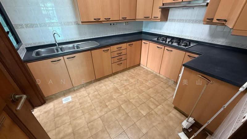 Mirage Tower, 80 Kim Seng Road, Orchard / River Valley, 2 Bedrooms, 958 sqft, Condominium For Sale, by Daniel Chua 蔡美山, 500291568 - Kitchen - PropertyGuru.com.sg
