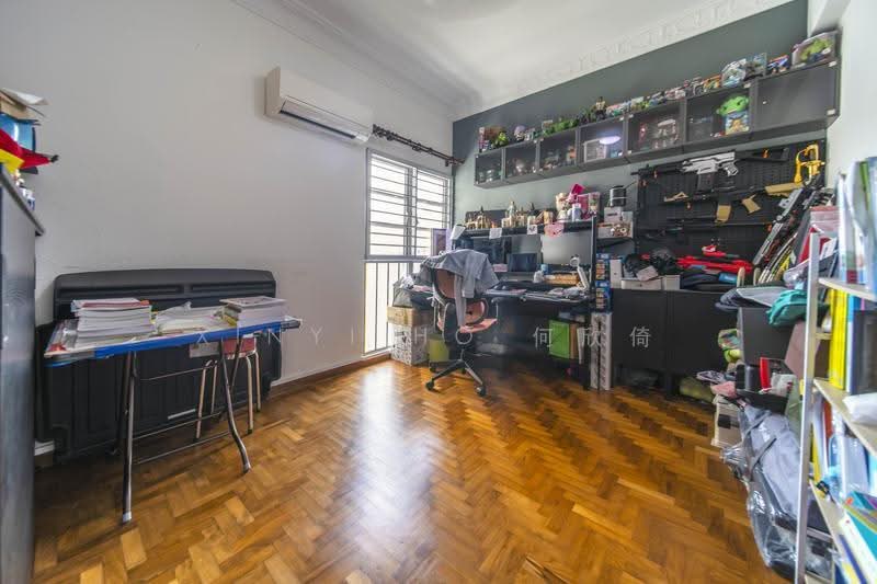 Azalea Park Condo, 8 Flora Road, Changi Airport / Changi Village, 4 Bedrooms, 1,679 sqft, Condominium For Sale, by Xinyi Ho 何欣倚, 500291571 - Study - PropertyGuru.com.sg