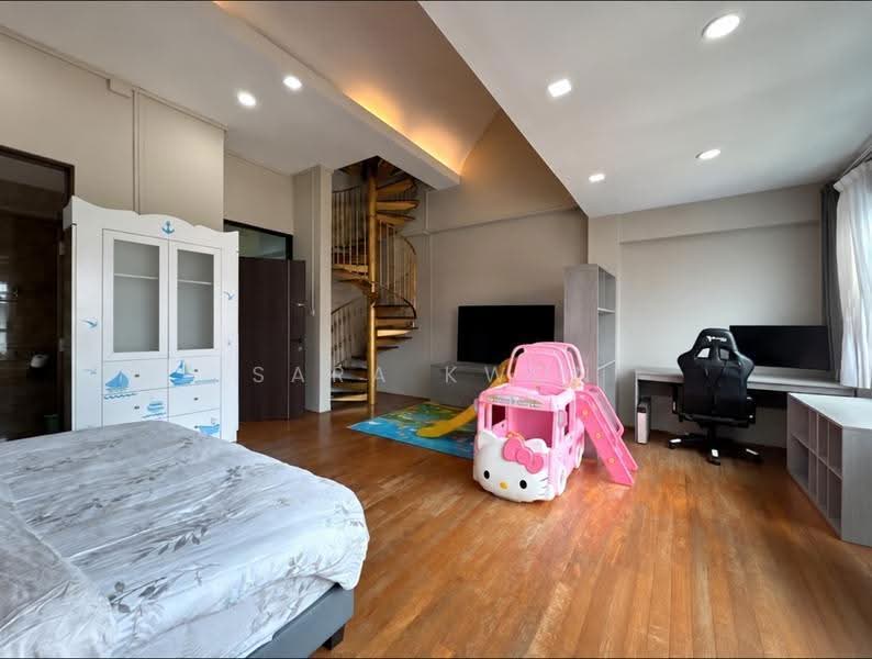 Freehold 3-Storey Semi-D at Sennett Lane, walk to Bayshore MRT, Sennett Lane, East Coat Hill, Upper East Coast Road, Bedok / Upper East Coast, 8 Bedrooms, 6,500 sqft, Semi-Detached House For Sale, by Sara Kwon, 500291577 - PropertyGuru.com.sg